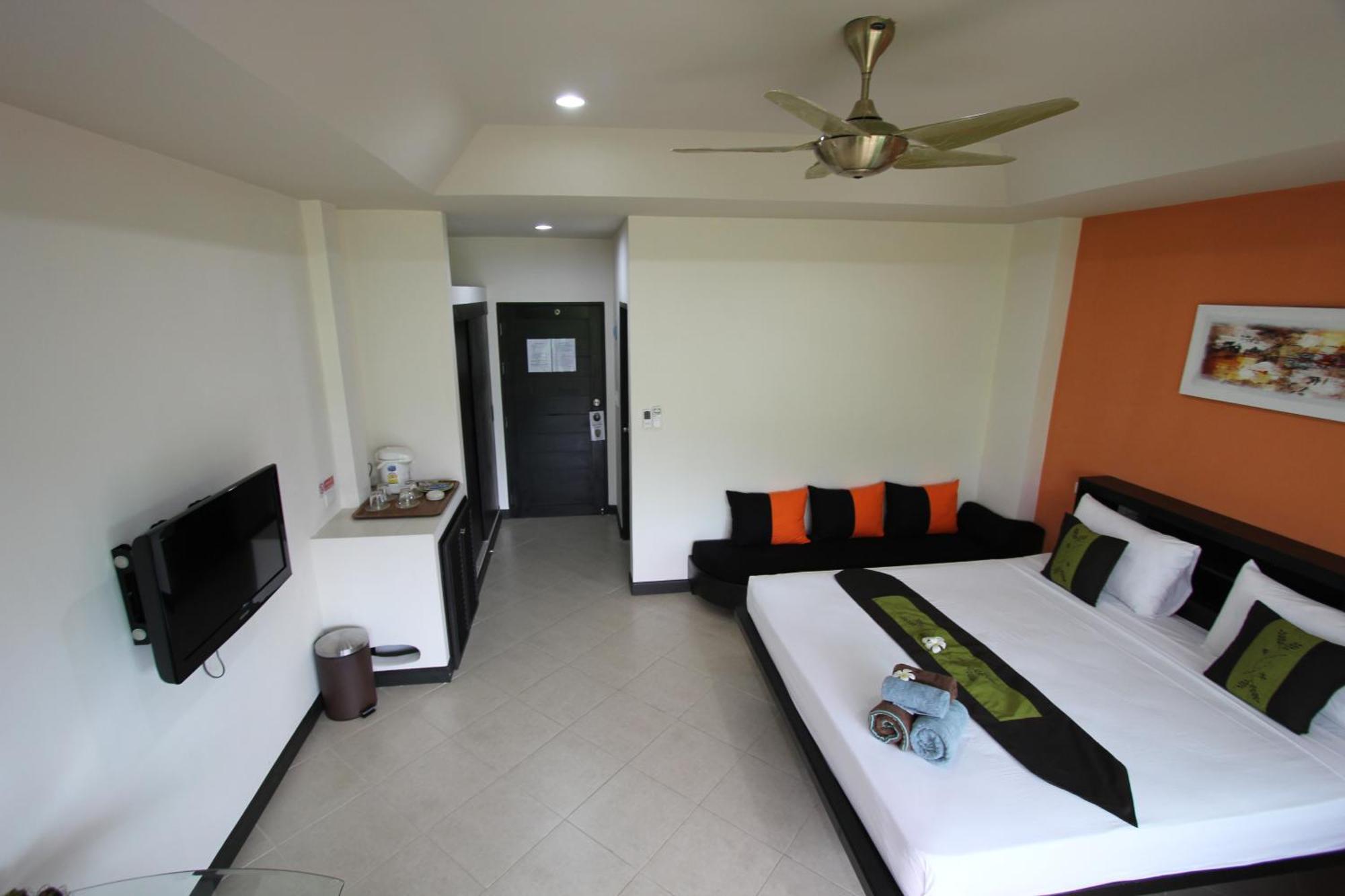 Babylon Pool Villas Nai Harn Rom bilde