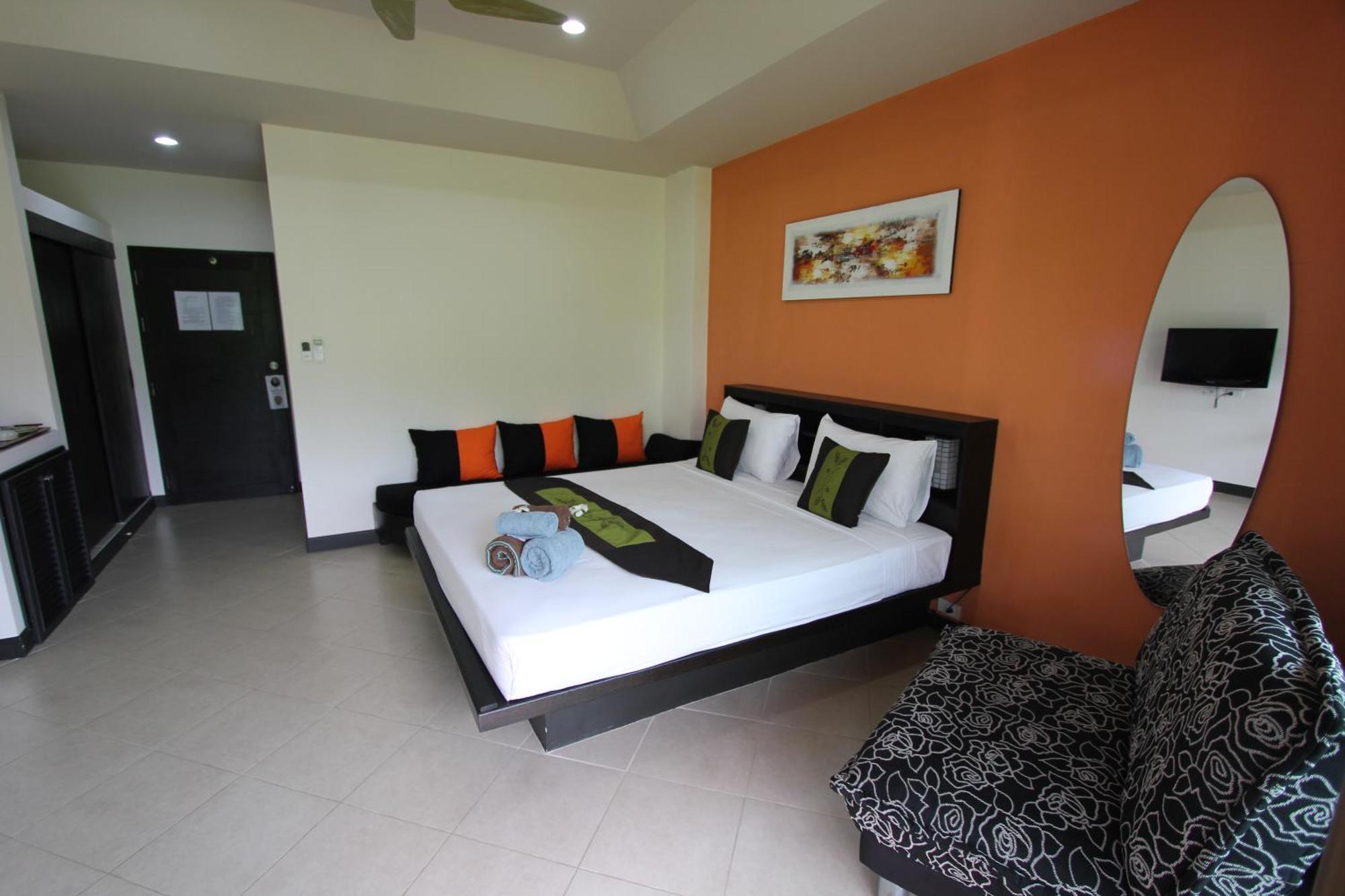 Babylon Pool Villas Nai Harn Rom bilde