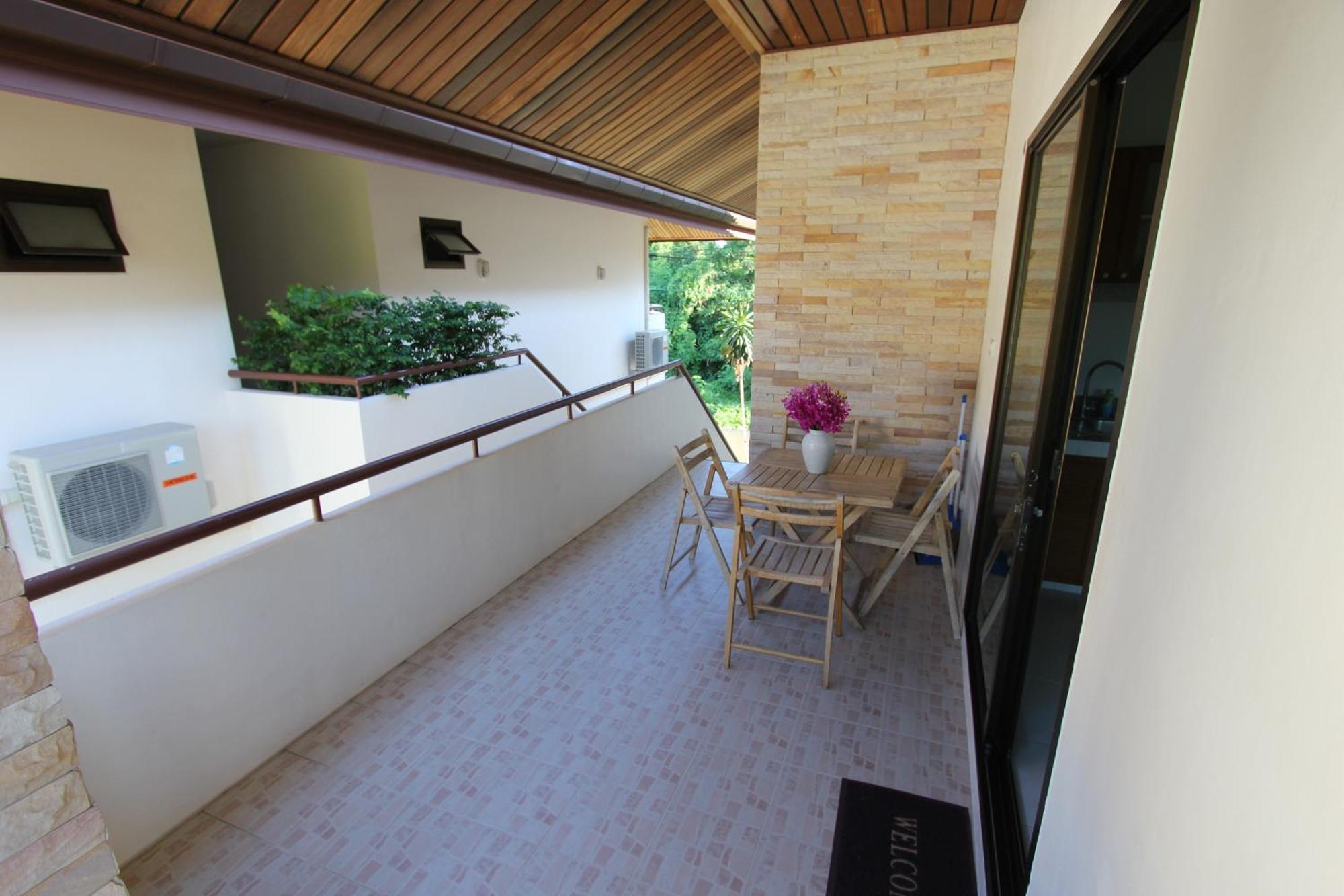 Babylon Pool Villas Nai Harn Eksteriør bilde