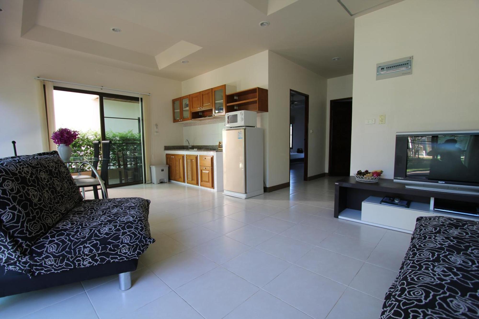 Babylon Pool Villas Nai Harn Eksteriør bilde