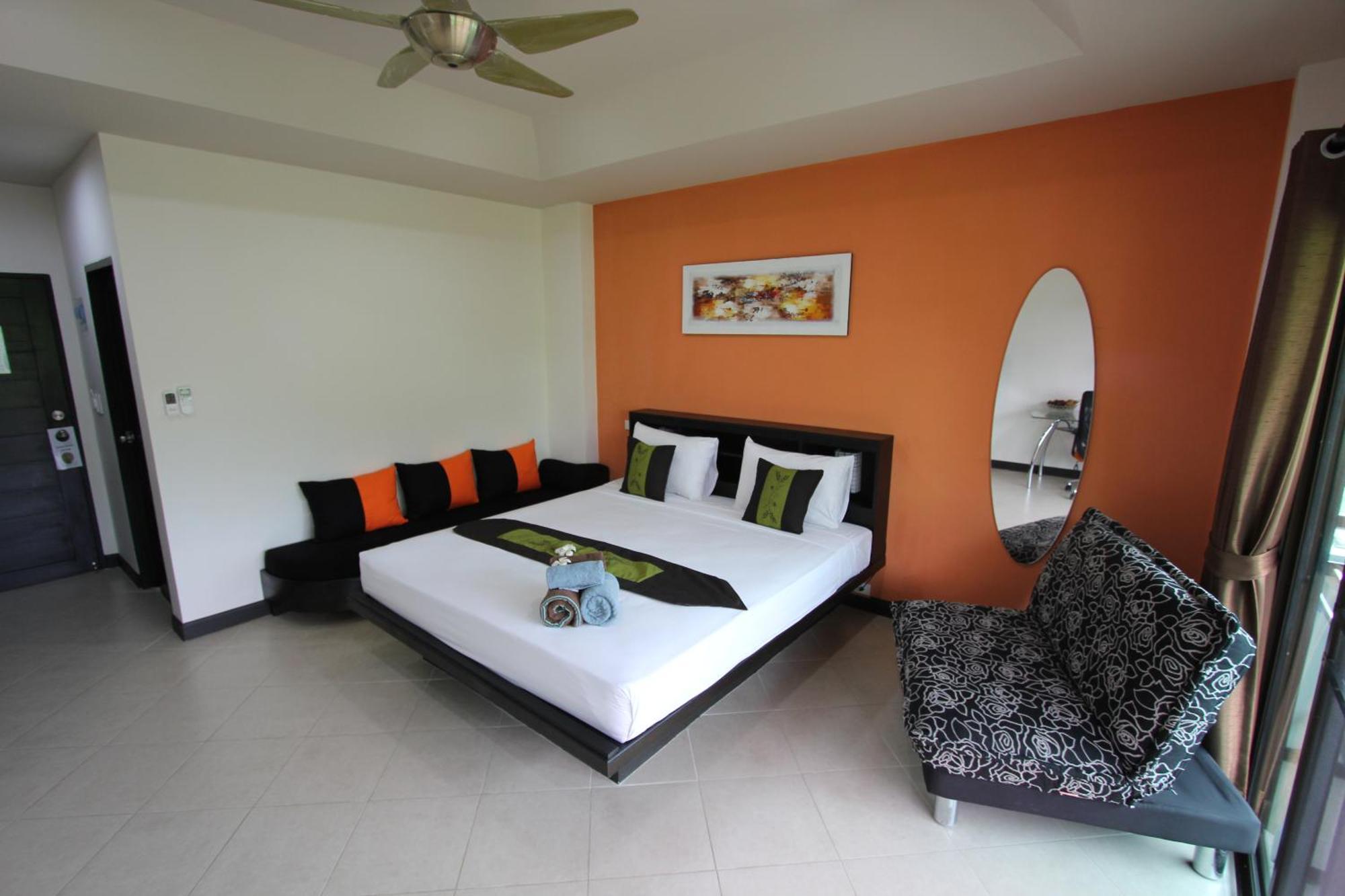 Babylon Pool Villas Nai Harn Rom bilde