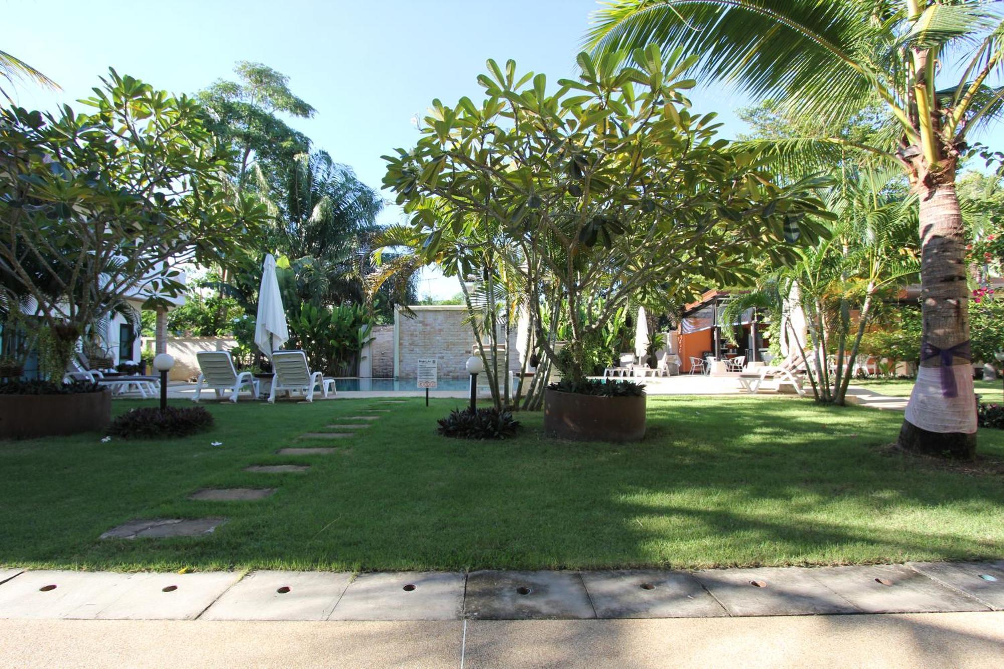 Babylon Pool Villas Nai Harn Rom bilde