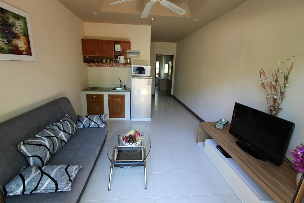 Babylon Pool Villas Nai Harn Eksteriør bilde