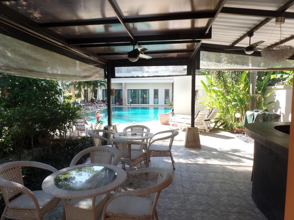 Babylon Pool Villas Nai Harn Eksteriør bilde