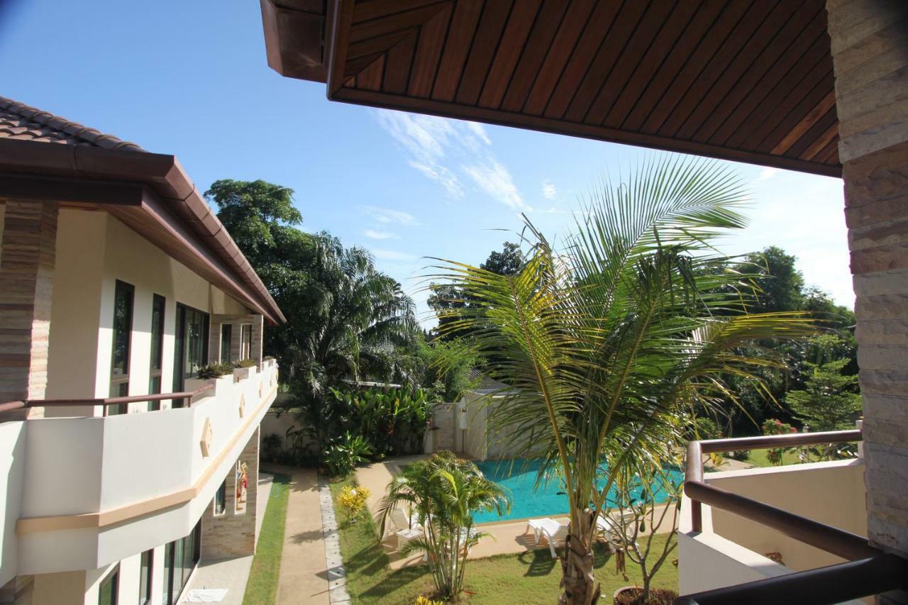 Babylon Pool Villas Nai Harn Eksteriør bilde